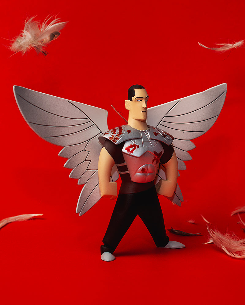 Figura persiguiendo a Amy Tracer sin firmar